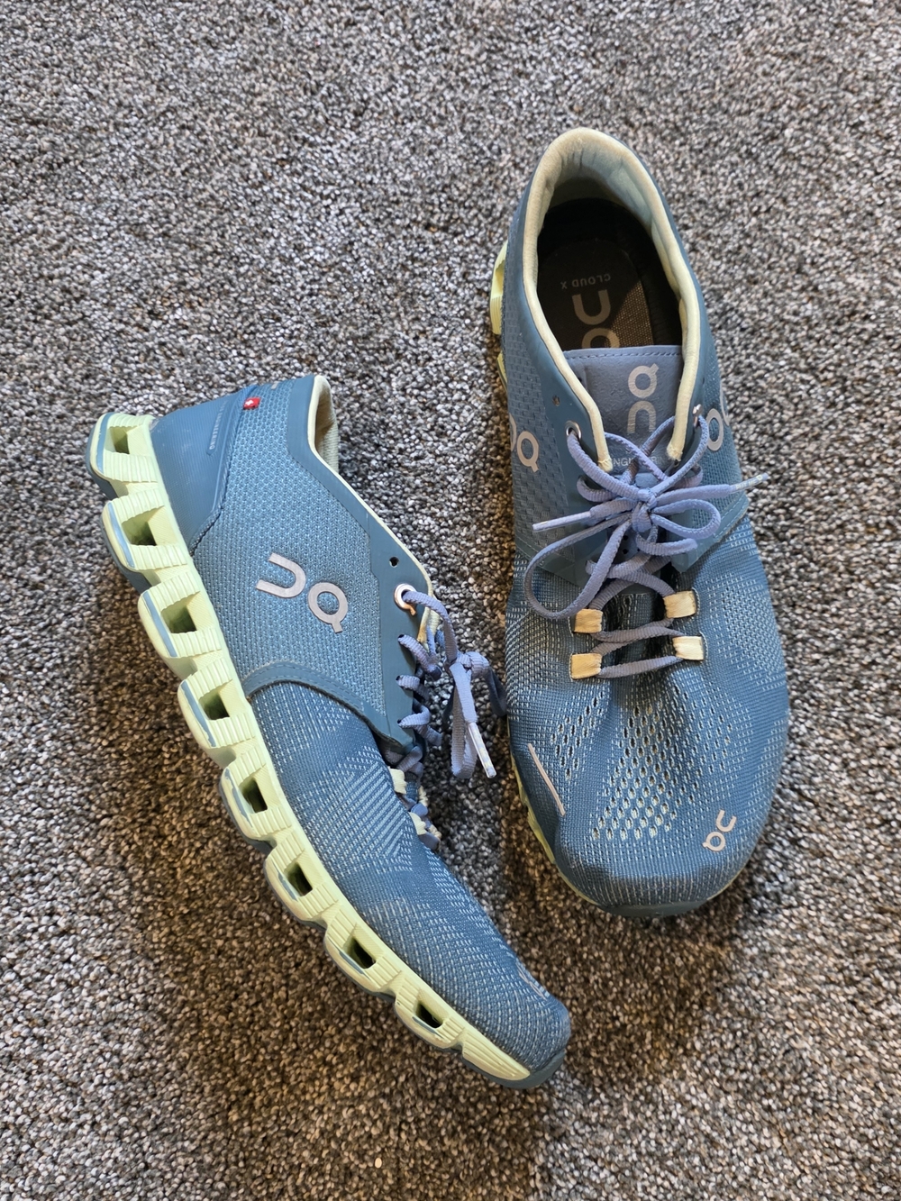 On Cloud Cloudflow Womens Size 10 Blue Green Athletic Running Shoes